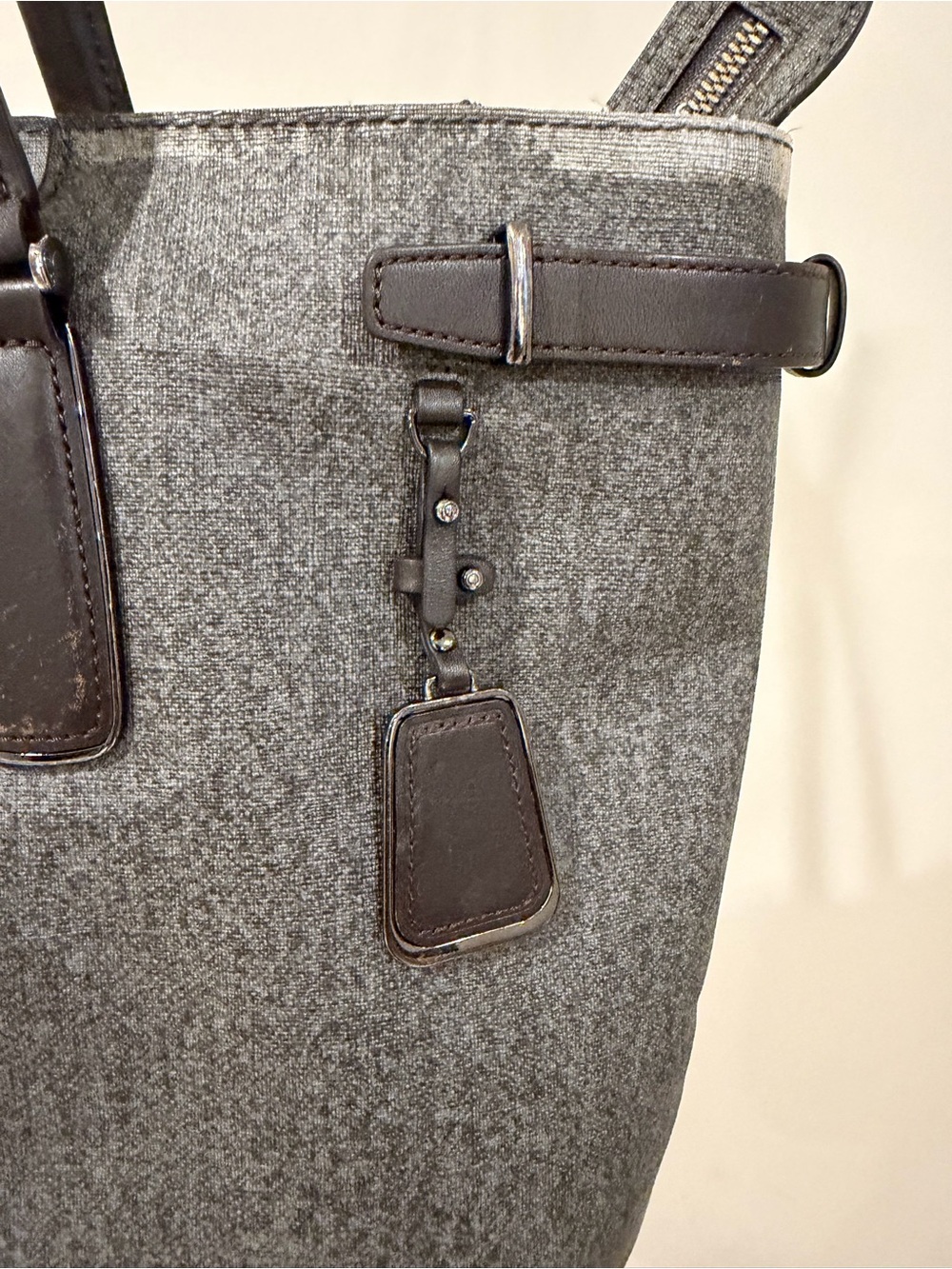 Title: TUMI Gray Tweed Business Tote Laptop Bag Leather Trim Travel Work Purse - Picture 12 of 12